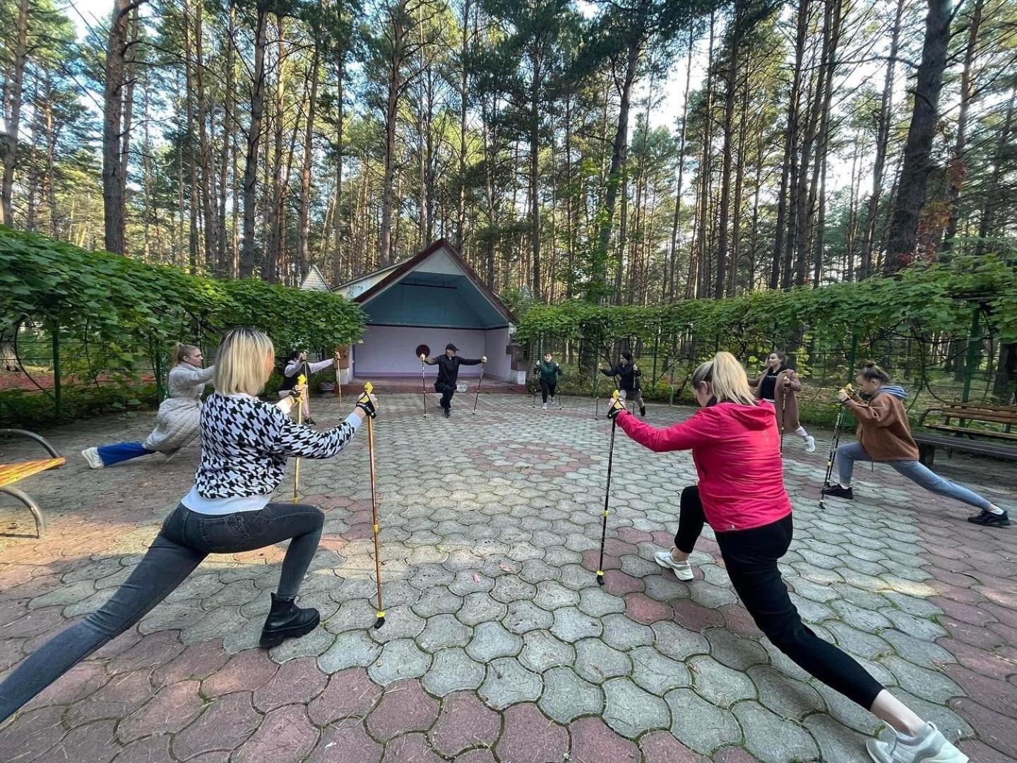 Санаторій Червона Калина Zhobryn ภายนอก รูปภาพ